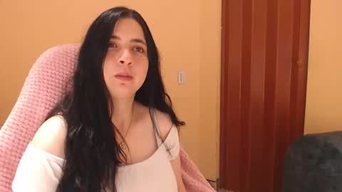 valery cute 18 online show from October 16, 11:55 am