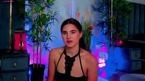 Snapshot of valery_evann chatting on July 14, 6:35 pm Valery online show from July 14, 6:35 pm
