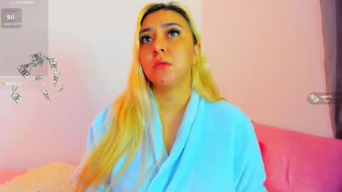 Snapshot of valery_kils chatting on October 11, 10:25 am VALERY online show from October 11, 10:25 am