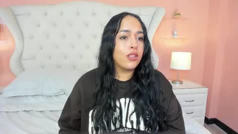 Snapshot of valery_mariee chatting on June 19, 12:15 am valery_mariee online show from June 19, 12:15 am