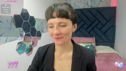 VALERY MORE online show from March 10, 1:16 pm