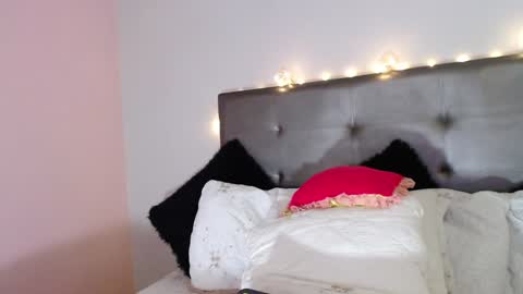 Snapshot of valery_rioss chatting on January 11, 8:11 am Ana Paula online show from January 11, 8:11 am