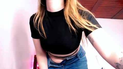Snapshot of valery_salmons chatting on May 28, 5:54 pm valery_salmons online show from May 28, 5:54 pm