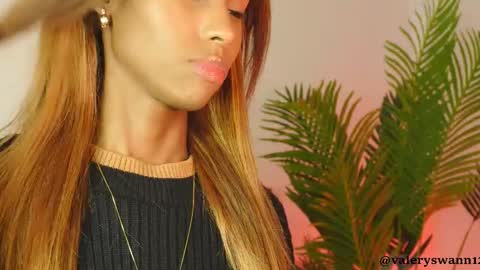 Snapshot of valery_swan1 chatting on October 27, 3:21 am Valery swan1 online show from October 27, 3:21 am