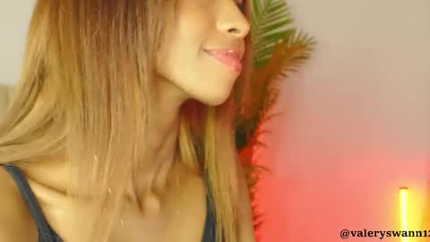 Snapshot of valery_swan1 chatting on October 30, 4:36 am Valery swan1 online show from October 30, 4:36 am