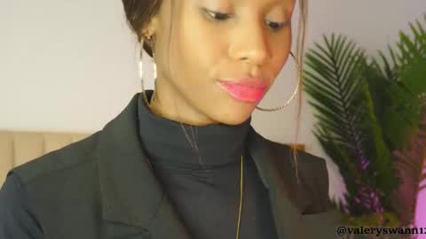 Snapshot of valery_swan1 chatting on November 27, 3:19 am Valery swan1 online show from November 27, 3:19 am