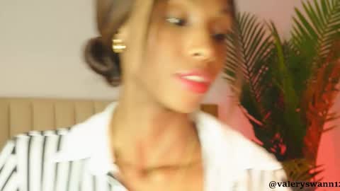 Snapshot of valery_swan1 chatting on November 28, 3:53 am Valery swan1 online show from November 28, 3:53 am