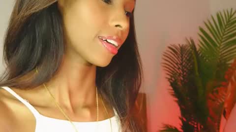 Snapshot of valery_swan1 chatting on December 15, 1:54 am Valery swan1 online show from December 15, 1:54 am