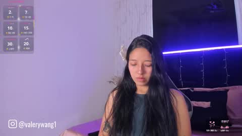 Val online show from September 25, 12:09 pm