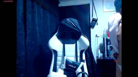 B V Naughty online show from February 17, 11:22 pm