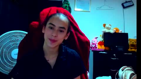 Snapshot of valerybaker1 chatting on June 15, 1:52 am B V Naughty online show from June 15, 1:52 am
