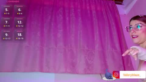Snapshot of valeryblaze_ chatting on July 11, 5:15 pm Valery online show from July 11, 5:15 pm