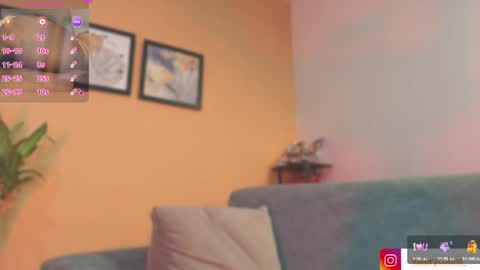 Snapshot of valerycolins chatting on May 27, 1:57 am call me Maria online show from May 27, 1:57 am