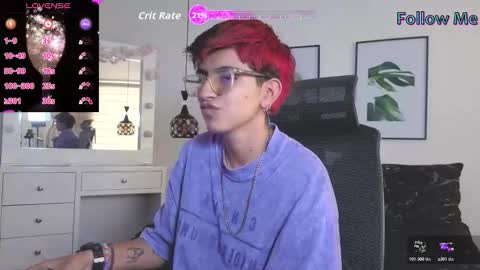 Snapshot of valeryevansvg chatting on December 3, 12:25 pm Valery online show from December 3, 12:25 pm