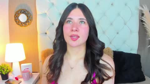 Snapshot of valeryfoxt chatting on February 5, 5:09 am valery online show from February 5, 5:09 am