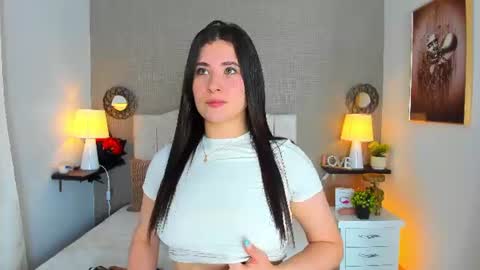 Snapshot of valeryfoxt chatting on July 7, 2:14 am valery online show from July 7, 2:14 am