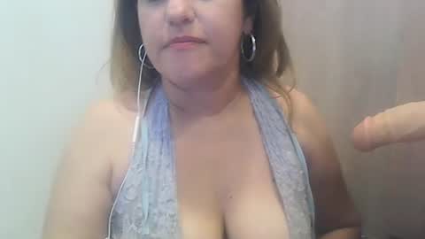 Snapshot of valerysquirtxxx chatting on May 28, 4:37 pm VALERY SQUIRT online show from May 28, 4:37 pm