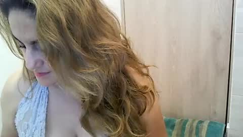 Snapshot of valerysquirtxxx chatting on June 30, 5:47 pm VALERY SQUIRT online show from June 30, 5:47 pm