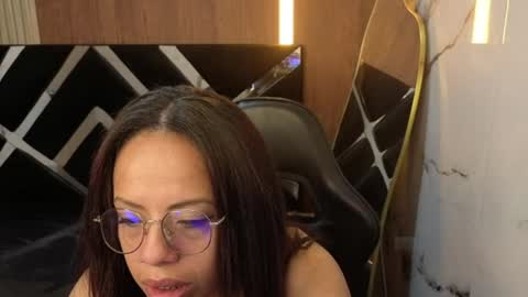 Snapshot of valerytp chatting on July 1, 7:35 pm valerytp online show from July 1, 7:35 pm