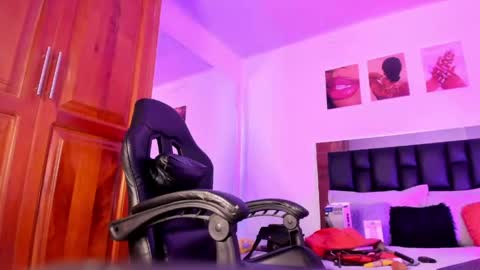 Snapshot of valeryts1 chatting on May 12, 6:38 pm ValeryTs1 online show from May 12, 6:38 pm