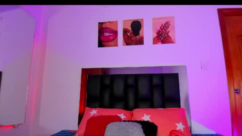 Snapshot of valeryts1 chatting on June 1, 6:09 pm ValeryTs1 online show from June 1, 6:09 pm