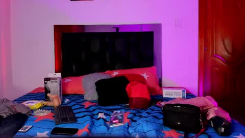 Snapshot of valeryts1 chatting on June 4, 6:47 pm ValeryTs1 online show from June 4, 6:47 pm