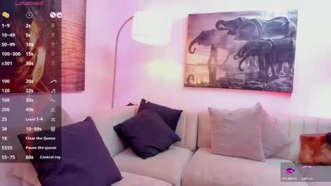 Snapshot of valerywalker7 chatting on February 16, 10:43 pm Valery Walker online show from February 16, 10:43 pm