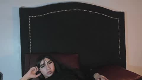Snapshot of valey_nicole chatting on July 18, 10:02 pm valey_nicole online show from July 18, 10:02 pm