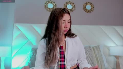 Snapshot of valeygomez chatting on June 3, 3:28 pm Valey online show from June 3, 3:28 pm