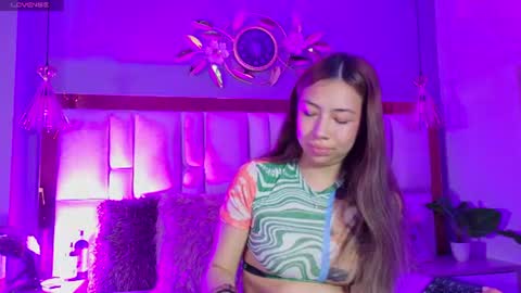 Valey  online show from July 12, 3:14 pm