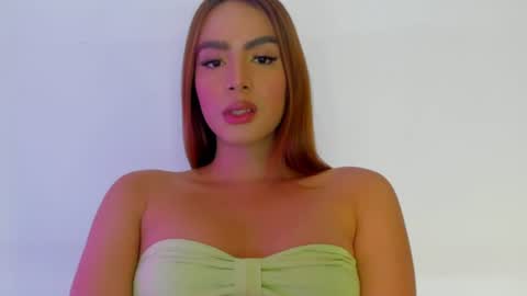 Snapshot of valezny69 chatting on July 2, 3:23 am Valezny V online show from July 2, 3:23 am