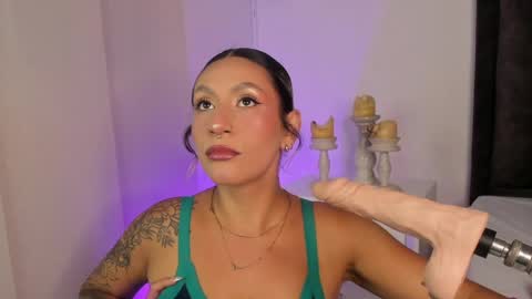 Snapshot of valka_doll chatting on June 2, 7:38 pm valka_doll online show from June 2, 7:38 pm