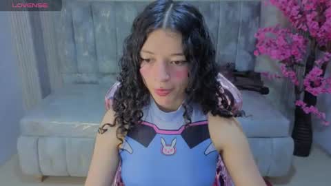 Valkiria  online show from June 13, 1:20 pm