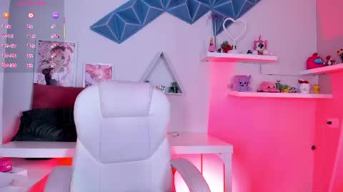Snapshot of valkiria_ponce chatting on June 27, 5:34 am Valkiria online show from June 27, 5:34 am