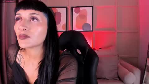 Snapshot of valkiria_ponce chatting on July 21, 4:15 am Valkiria online show from July 21, 4:15 am