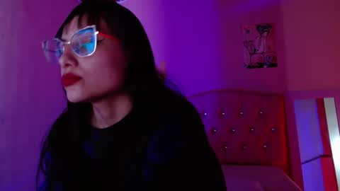 Snapshot of valkiry_ chatting on November 15, 6:48 pm valkiry_ online show from November 15, 6:48 pm