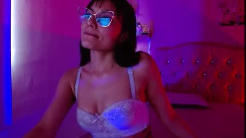 Snapshot of valkiry_ chatting on November 16, 3:39 pm valkiry_ online show from November 16, 3:39 pm