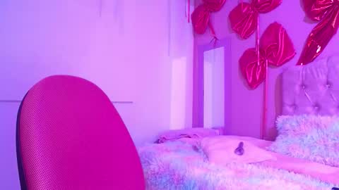 valkiry_ online show from February 13, 9:11 pm