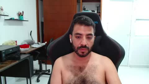 Roberto Carlos online show from April 12, 12:48 am