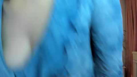 Macarena online show from September 14, 4:00 am