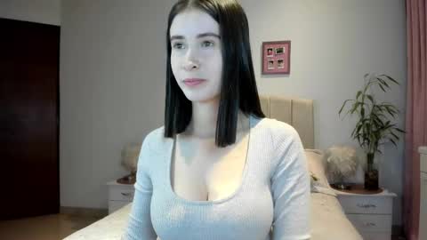 Macarena online show from February 1, 2:54 am