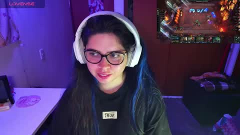 Im Violet online show from January 8, 5:37 am