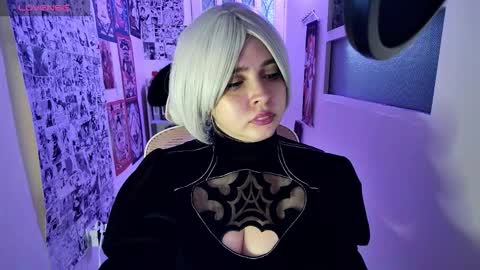 Im Violet online show from November 28, 11:51 pm