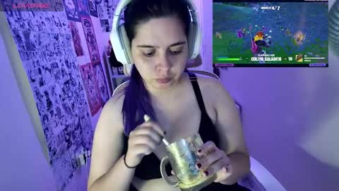 Im Violet online show from February 13, 11:56 pm