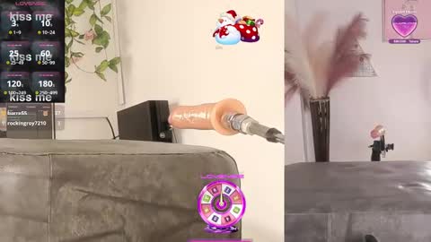 yoselin online show from December 5, 5:15 am