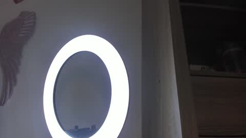 Snapshot of valloletsamar chatting on January 14, 12:03 pm Vallolet Peach online show from January 14, 12:03 pm