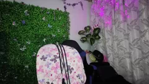 Snapshot of valquiria_sirgun chatting on July 19, 10:30 am valquiria_sirgun online show from July 19, 10:30 am