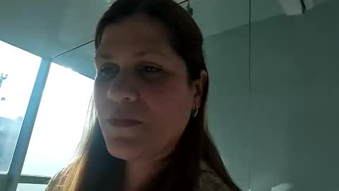 Snapshot of valu2208 chatting on September 25, 9:18 pm valu2208 online show from September 25, 9:18 pm