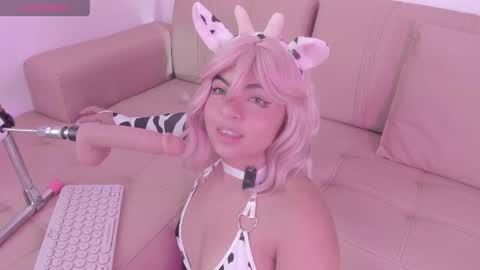 Snapshot of valy_shyness chatting on May 28, 9:12 pm valy_shyness online show from May 28, 9:12 pm