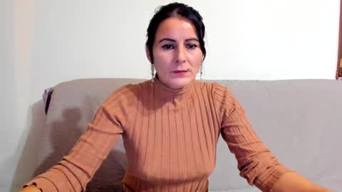 valentina online show from December 10, 3:55 pm